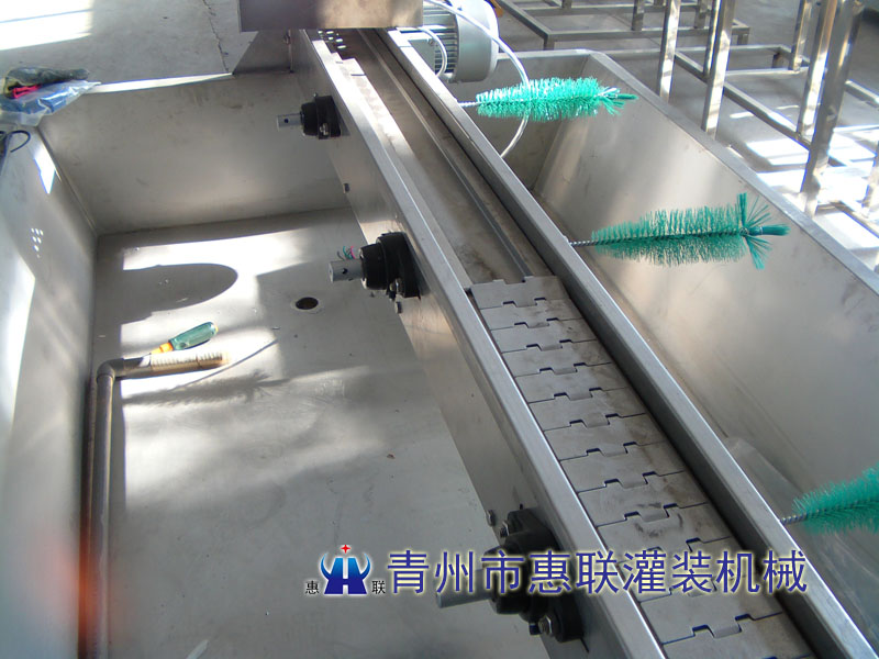 軌道式刷瓶機